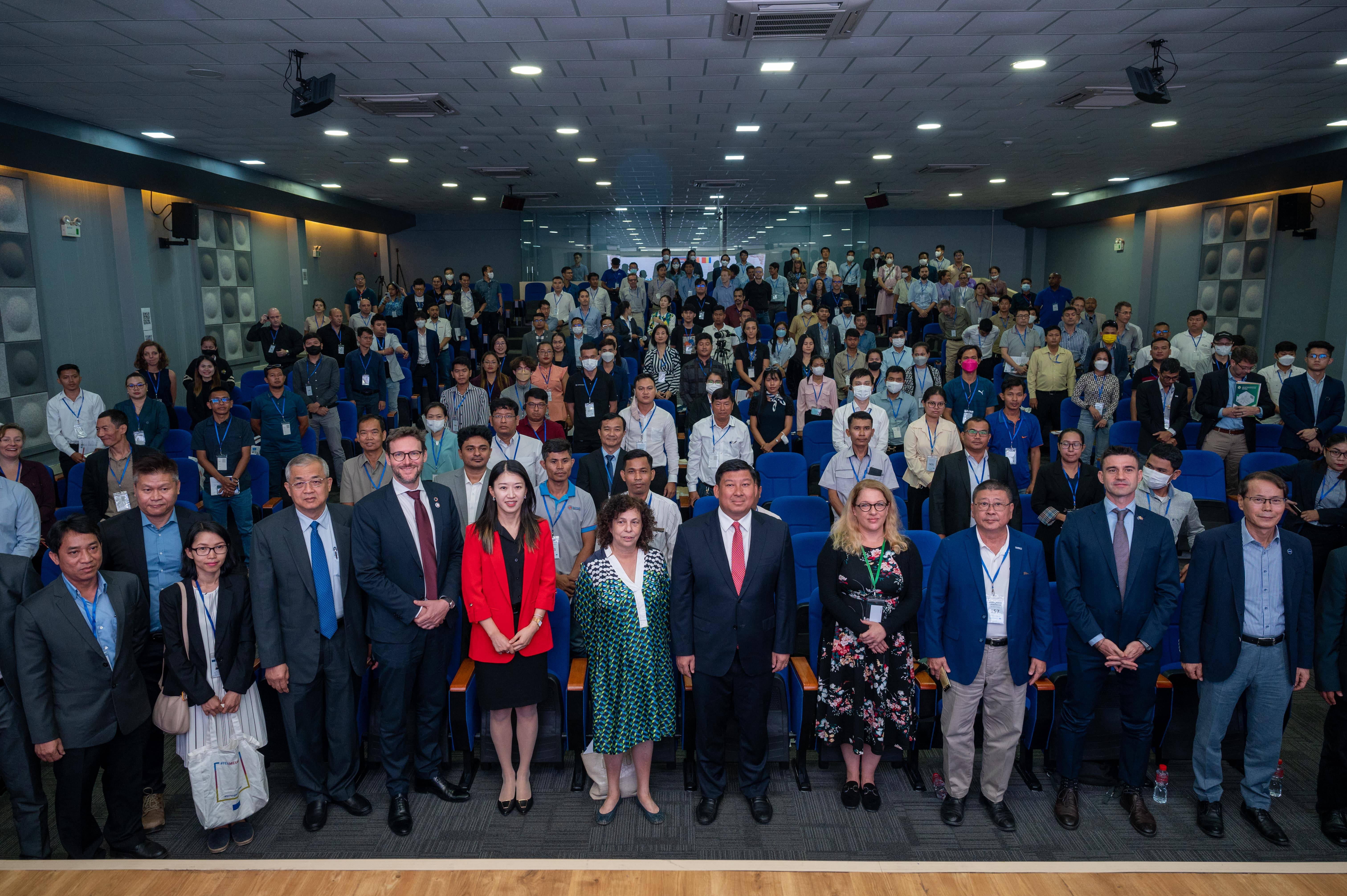 Garment manufacturing industries and clean energy service providers join EU Switch Garment matchmaking event