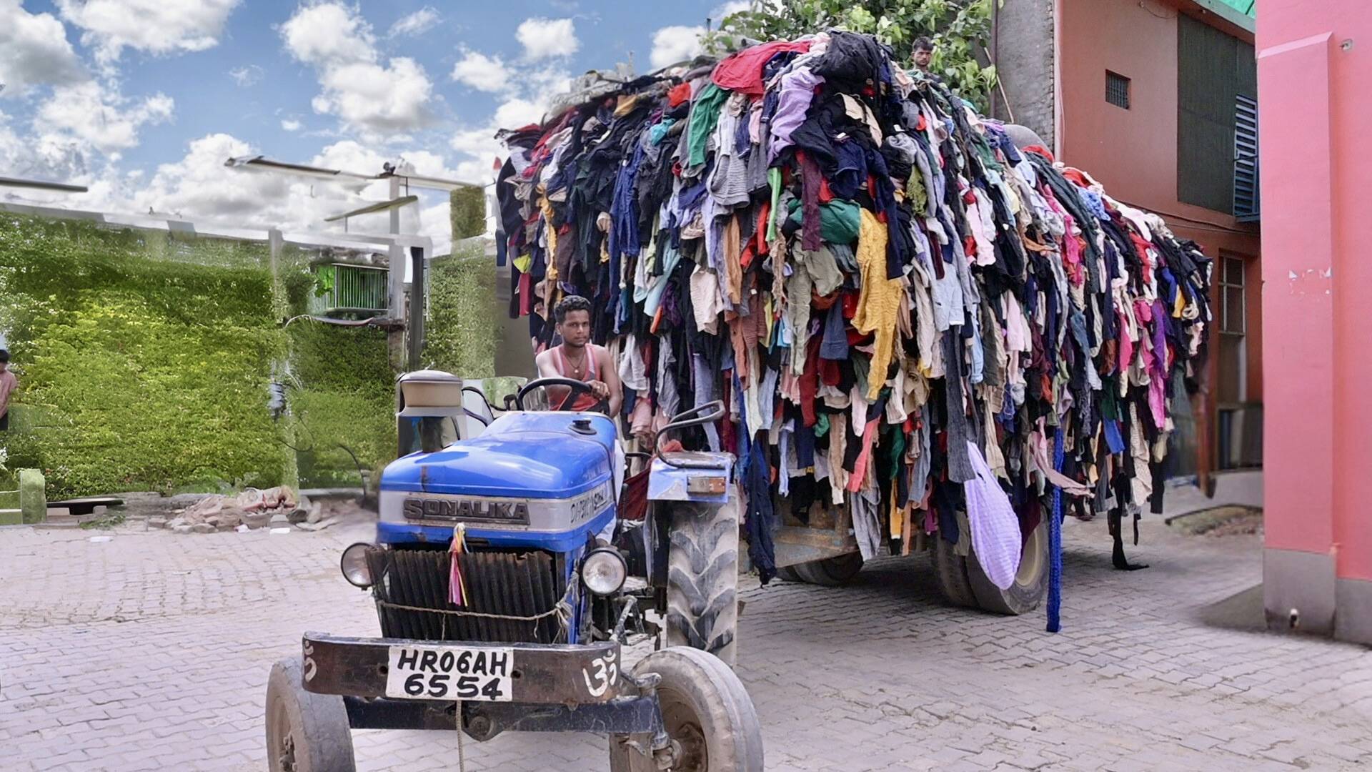 Green Threads: Enhancing Sustainability in India's Textile Recycling Clusters